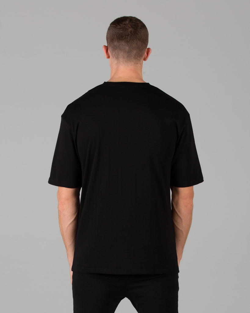 Rated Script T-Shirt (Black/White) - Machine Fitness